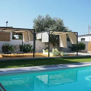 dependance-in-villa-con-piscina-syracuse.sicilyhotelsitaly.net/